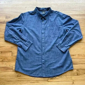 Hurley Men’s Button Up Shirt (Like New)